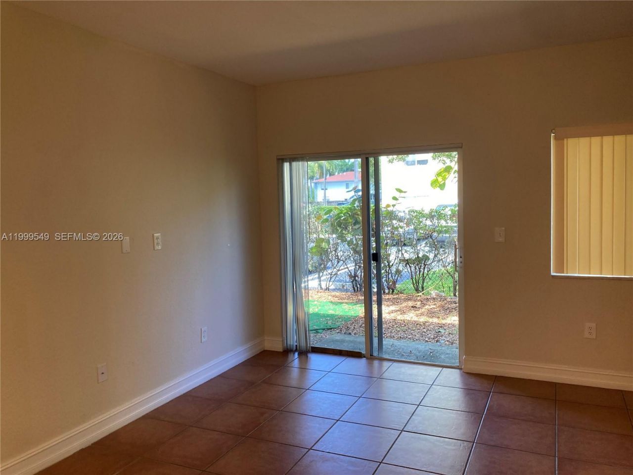 7985 NW 8th St, Unit 105A, Miami, FL 33126 Photo