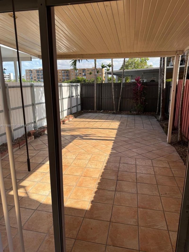 8428 NW 103rd St, Unit 104C, Hialeah Gardens, FL 33016 Photo