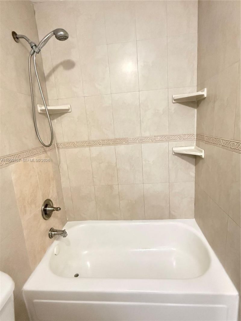 8428 NW 103rd St, Unit 104C, Hialeah Gardens, FL 33016 Photo