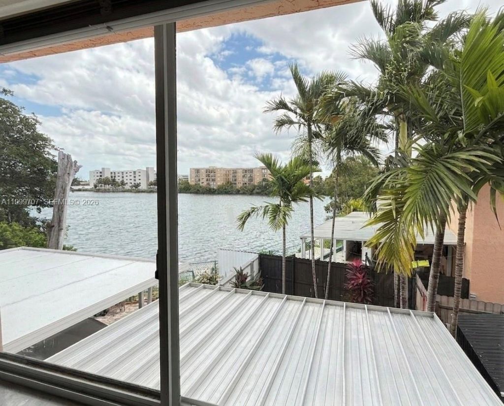 8428 NW 103rd St, Unit 104C, Hialeah Gardens, FL 33016 Photo