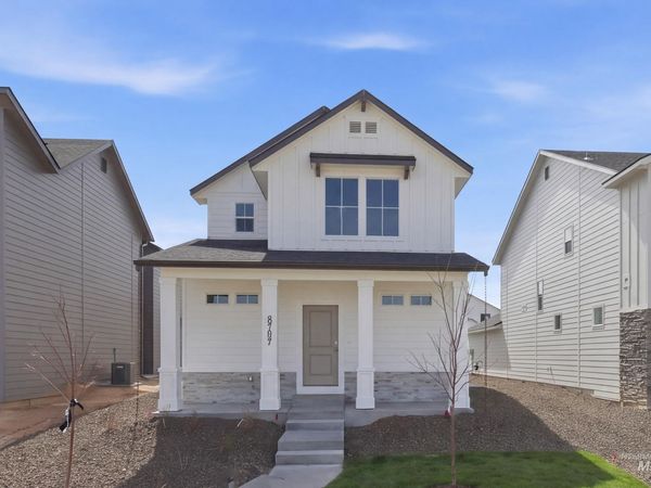 6707 W Fairy Falls Dr, Meridian, ID 83646