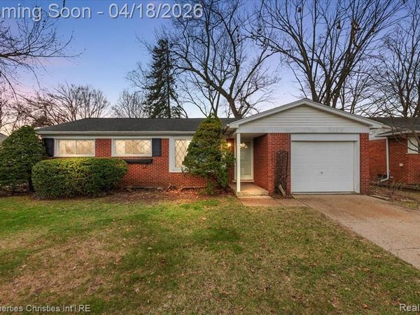 37935 Donald Street, Livonia, MI 48154