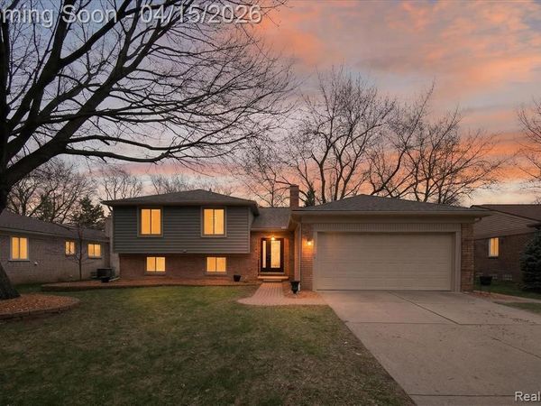 45459 Brunswick Drive, CANTON, MI 48187