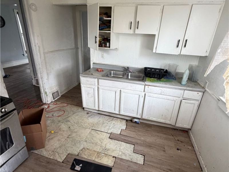 3457 E 149th Street , Cleveland, OH 44120 Photo 5