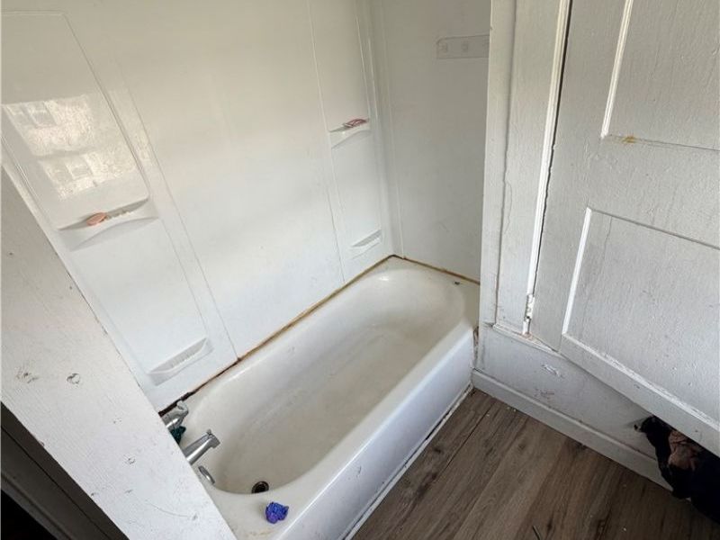 3457 E 149th Street , Cleveland, OH 44120 Photo 9