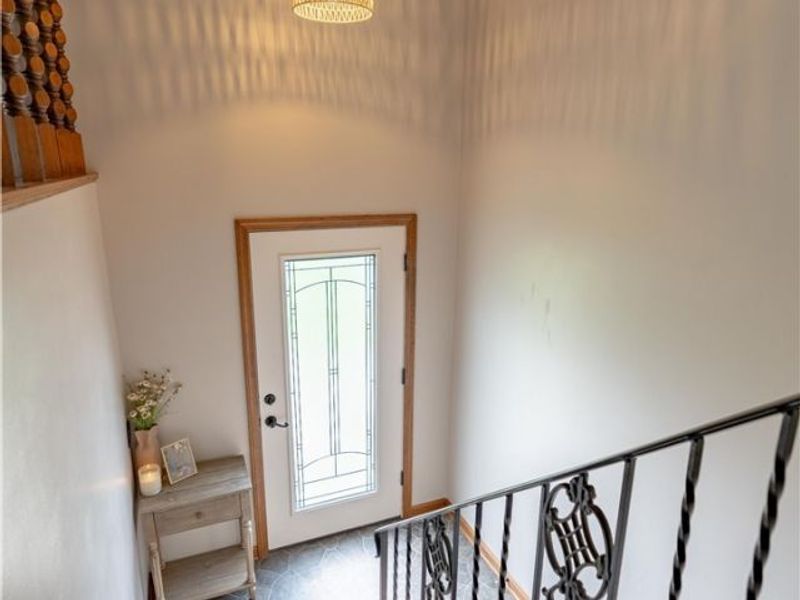 13700 Market Avenue N, Hartville, OH 44632 Photo 2