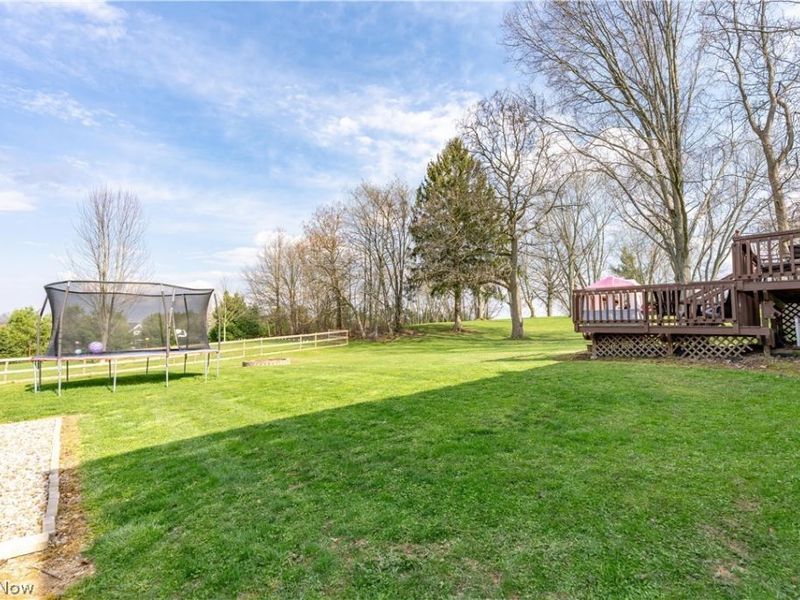 13700 Market Avenue N, Hartville, OH 44632 Photo 27