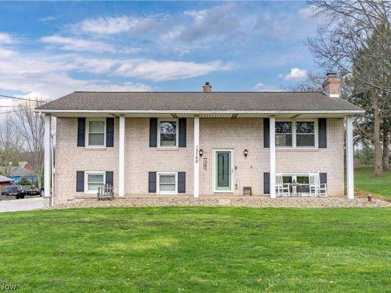 13700 Market Avenue N, Hartville, OH 44632 Photo 32