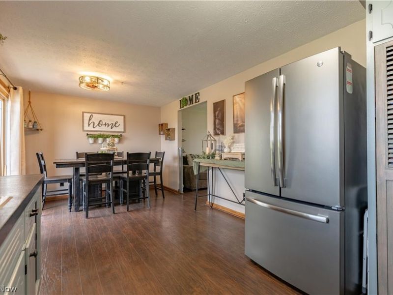 13700 Market Avenue N, Hartville, OH 44632 Photo 9