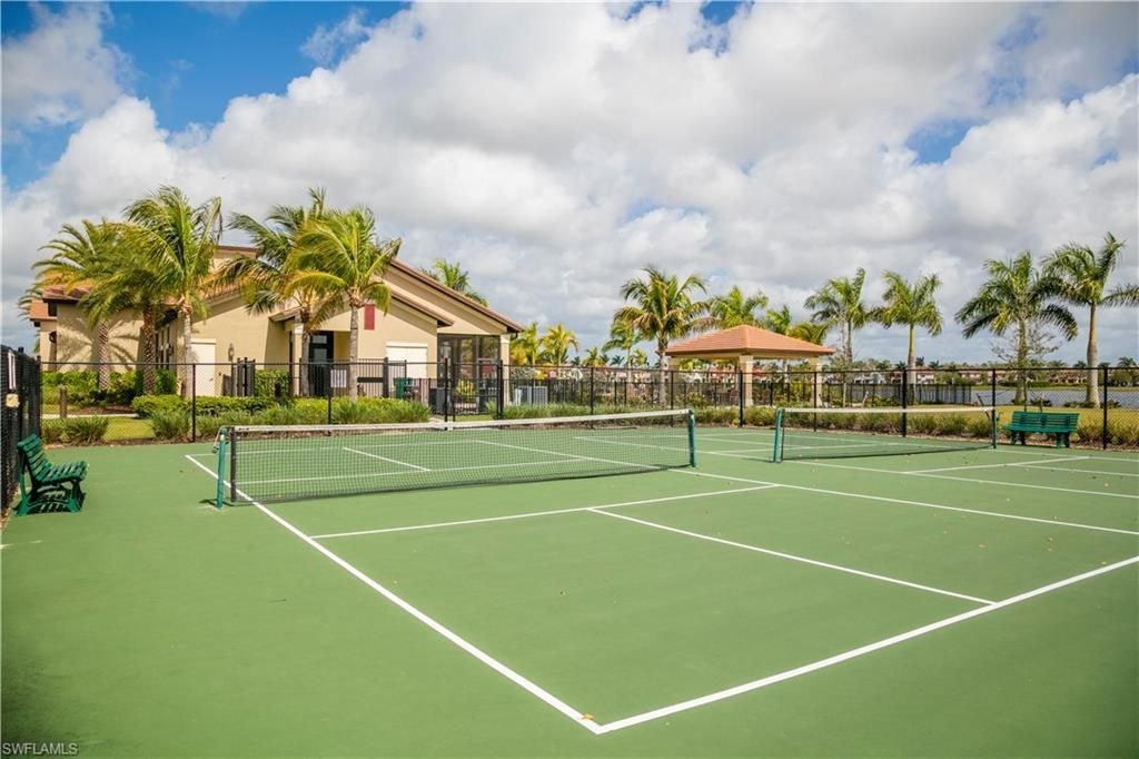 1466 Artesia Dr W, Naples, FL 34113 Photo