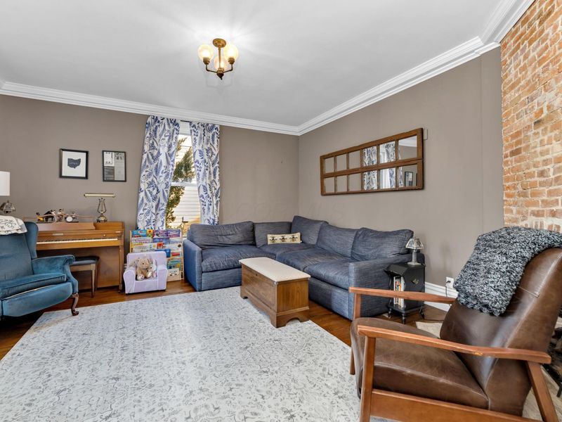 77 W Lincoln Avenue, Delaware, OH 43015 Photo 6