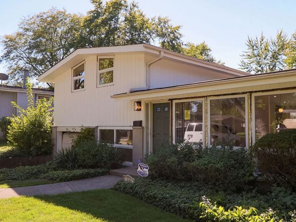 440 Sheryl Lane , Glenview, IL 60025