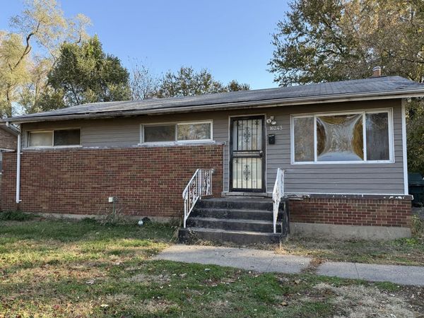 16243 Sussex Avenue , Markham, IL 60428