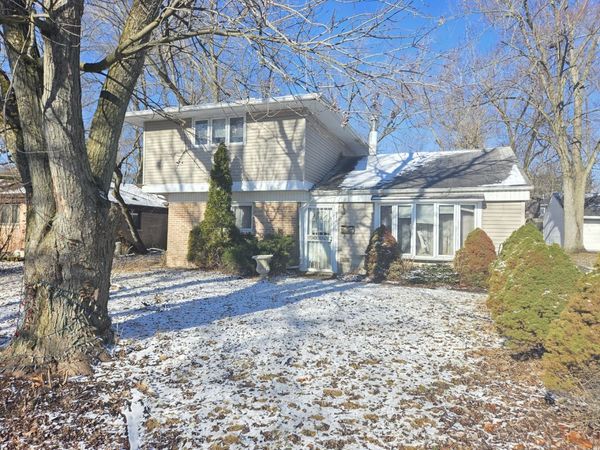 340 Nassau Street , Park Forest, IL 60466