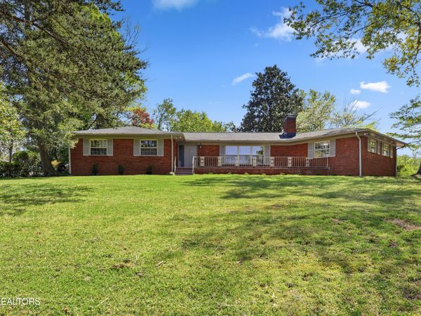 7120 Rockingham Drive, Knoxville, TN 37909