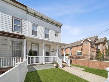 10-26 148th Street , Whitestone, NY 11357