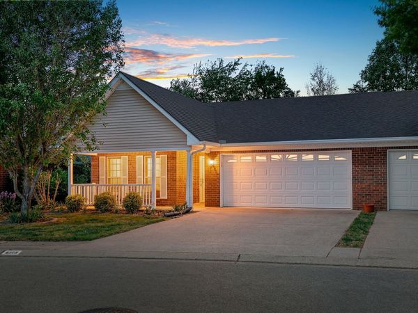 520 Forest Glen Cir , Murfreesboro, TN 37128