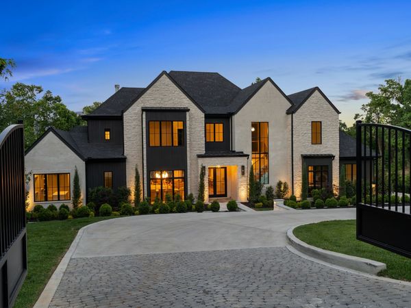 840 Brentview Dr, Nashville, TN 37220