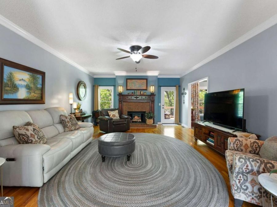 Property Image 8