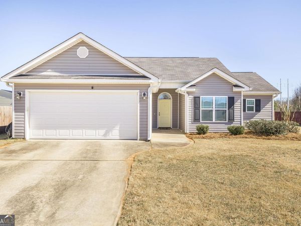 204 Allington Walk, Warner Robins, GA 31088