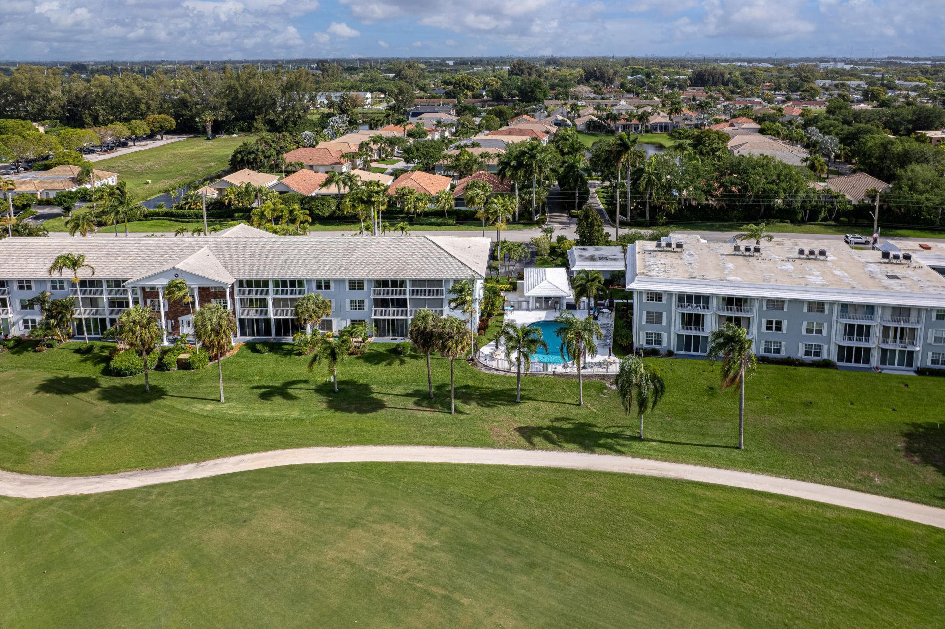 169 Atlantis Boulevard, Unit 205, Atlantis, FL 33462 Photo