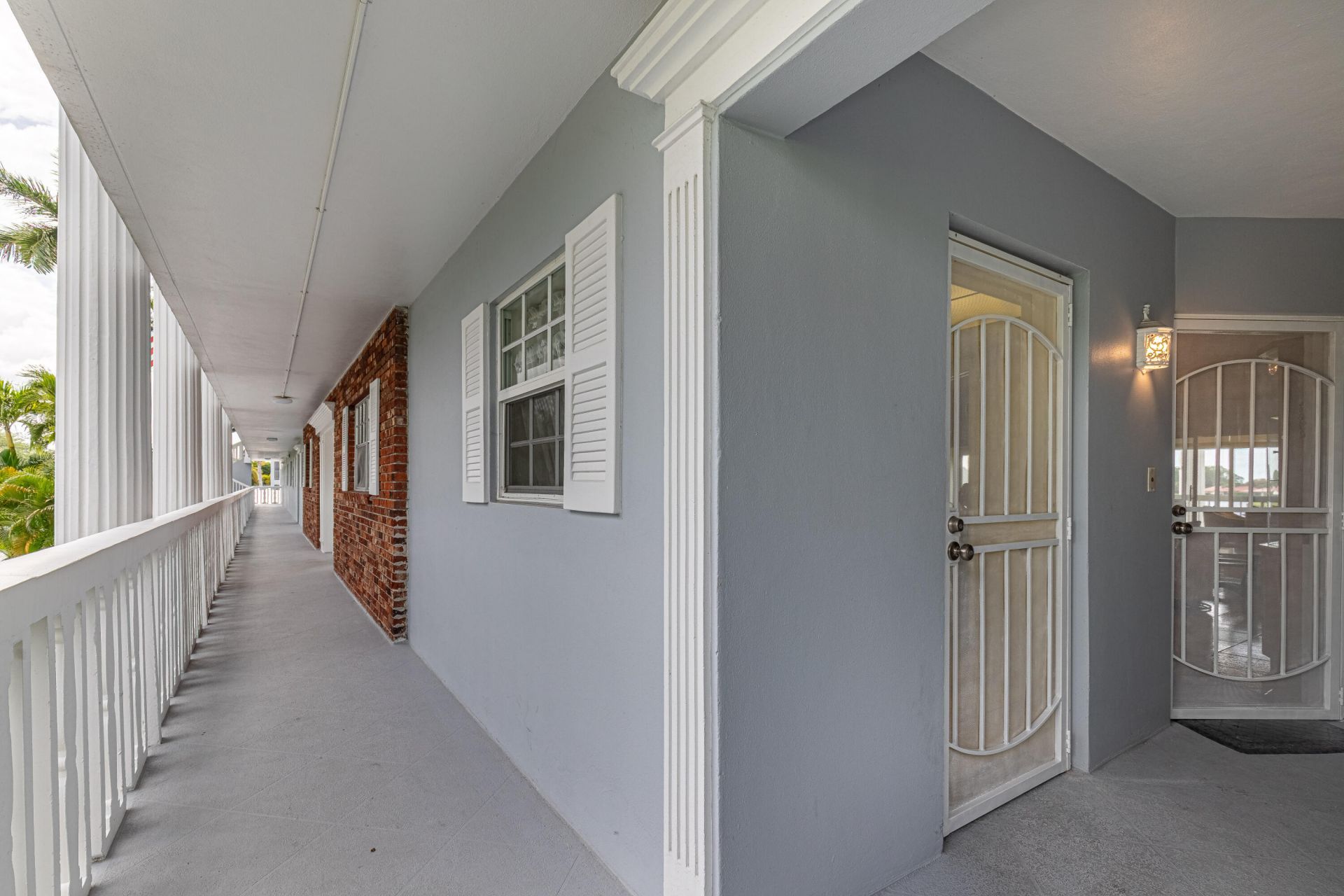 169 Atlantis Boulevard, Unit 205, Atlantis, FL 33462 Photo