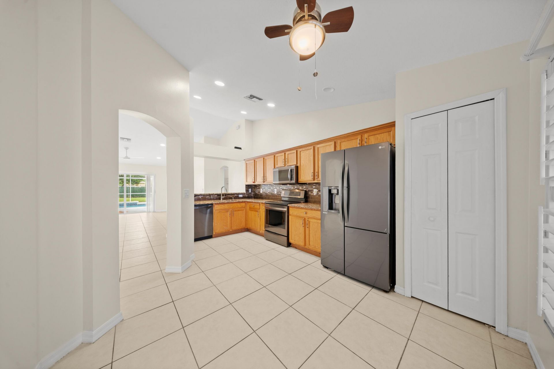 6121 NW Daroco Terrace, Port Saint Lucie, FL 34986 Photo