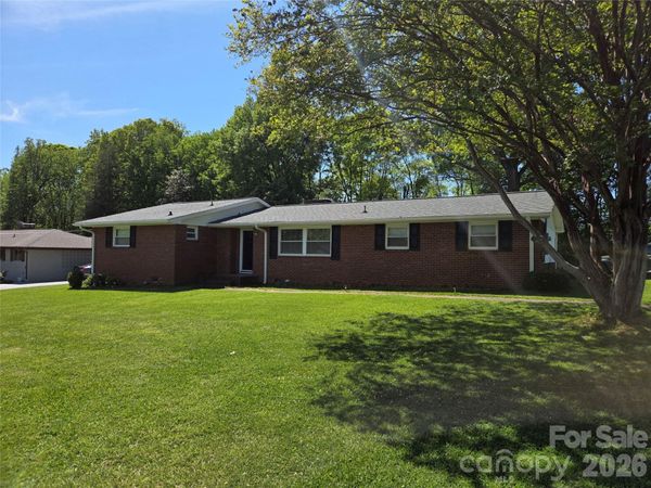 7222 Melody Lane, Charlotte, NC 28214