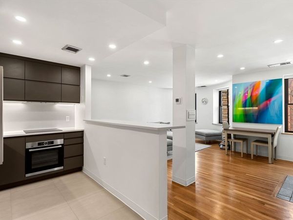 84 Gainsborough St, Unit 303W, Boston, MA 02115