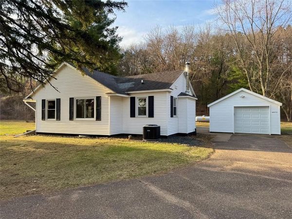W4055 Jene Road, Eau Claire, WI 54701