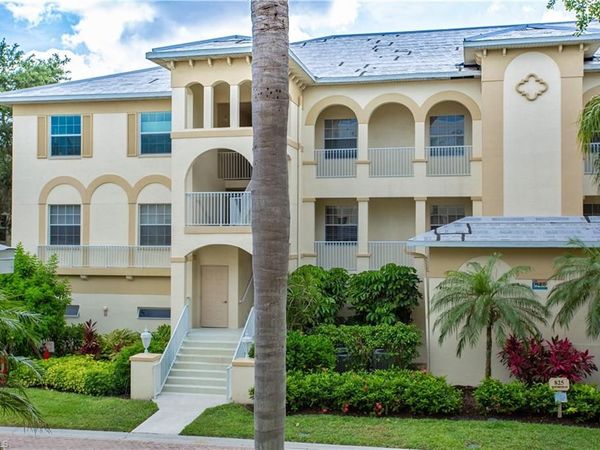 825 Bentwater CIR, Unit 101, NAPLES, FL 34108