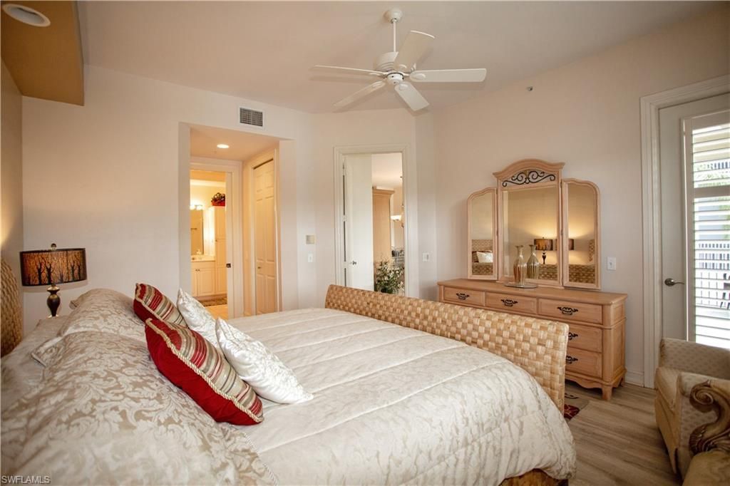 825 Bentwater Cir, Unit 101, Naples, FL 34108 Photo