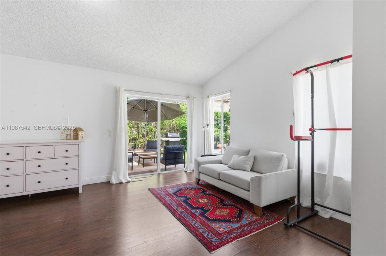 1453 Majesty Terrace, Weston, FL 33327 Photo