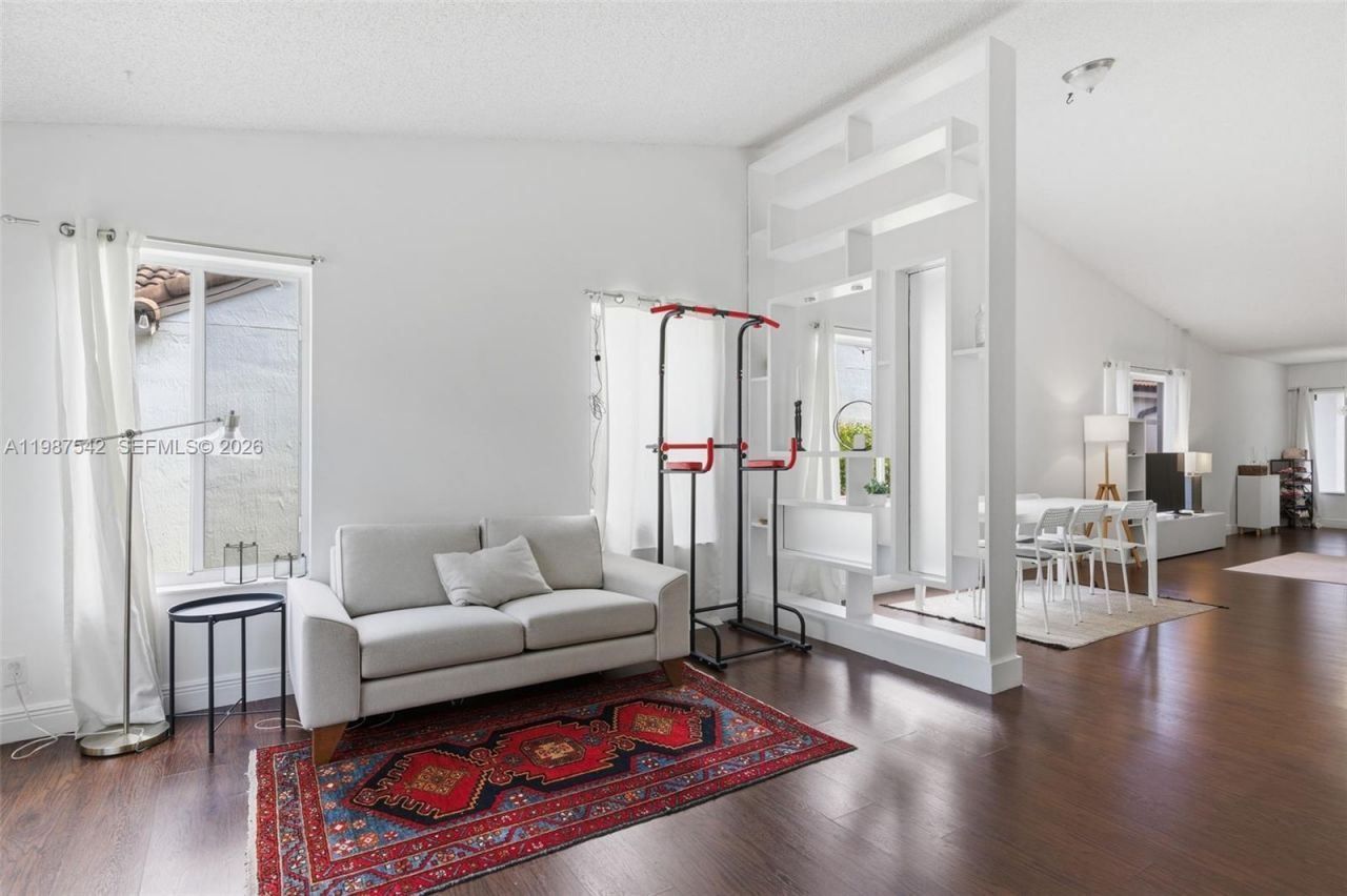 1453 Majesty Terrace, Weston, FL 33327 Photo