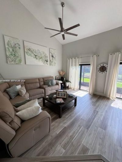 4183 SW 87th Ter, Davie, FL 33328 Photo