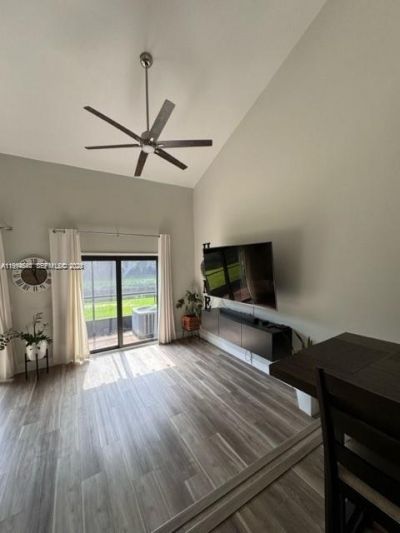 4183 SW 87th Ter, Davie, FL 33328 Photo