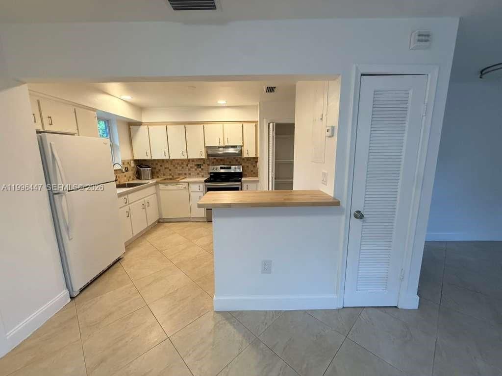 325 NE 131st St, Unit A, North Miami, FL 33161 Photo