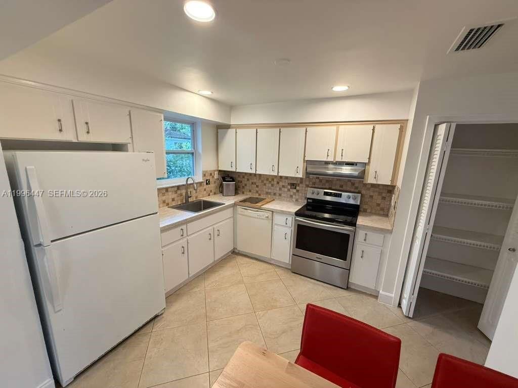 325 NE 131st St, Unit A, North Miami, FL 33161 Photo