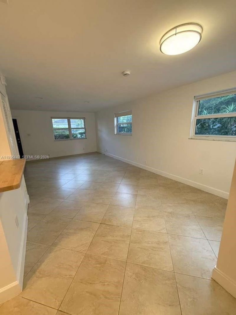 325 NE 131st St, Unit A, North Miami, FL 33161 Photo