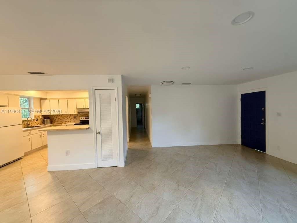 325 NE 131st St, Unit A, North Miami, FL 33161 Photo