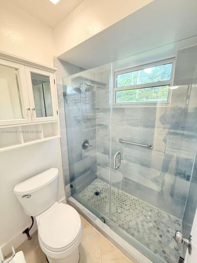 325 NE 131st St, Unit A, North Miami, FL 33161 Photo