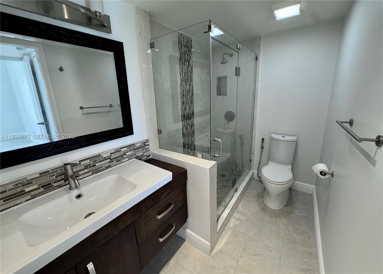 14415 N Kendall Dr, Unit 405G, Miami, FL 33186 Photo