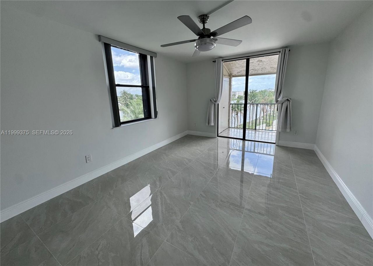 14415 N Kendall Dr, Unit 405G, Miami, FL 33186 Photo
