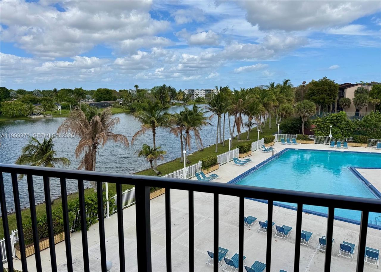 14415 N Kendall Dr, Unit 405G, Miami, FL 33186 Photo