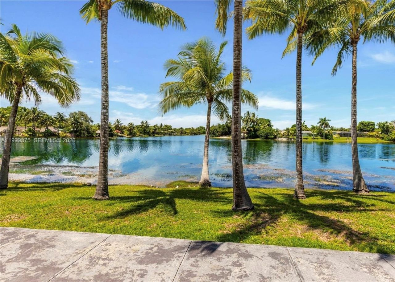 14415 N Kendall Dr, Unit 405G, Miami, FL 33186 Photo