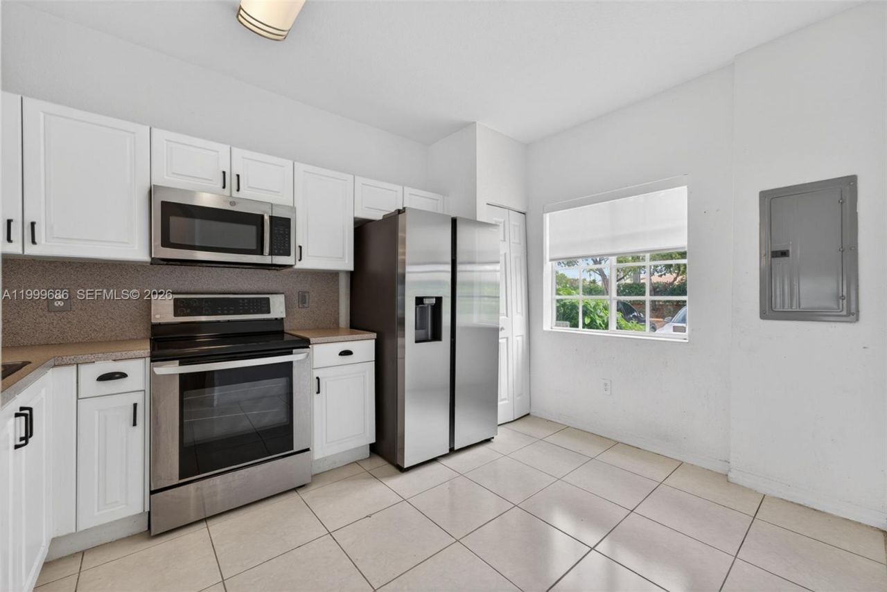 7802 Catalina Cir, Tamarac, FL 33321 Photo