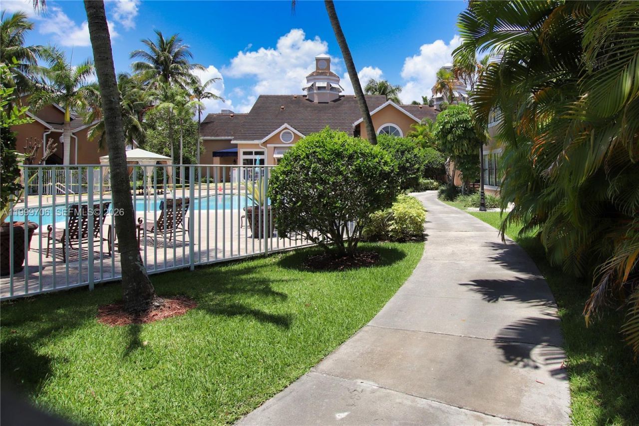 10681 SW 156th Pl, Unit 402, Miami, FL 33196 Photo