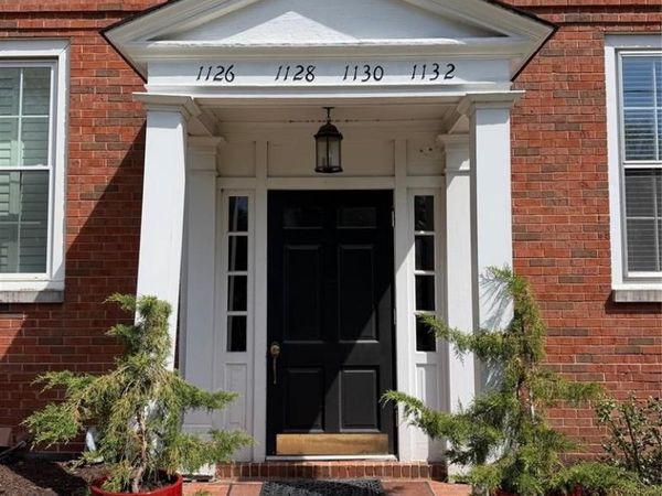 1130 S Mason Road, St Louis, MO 63131