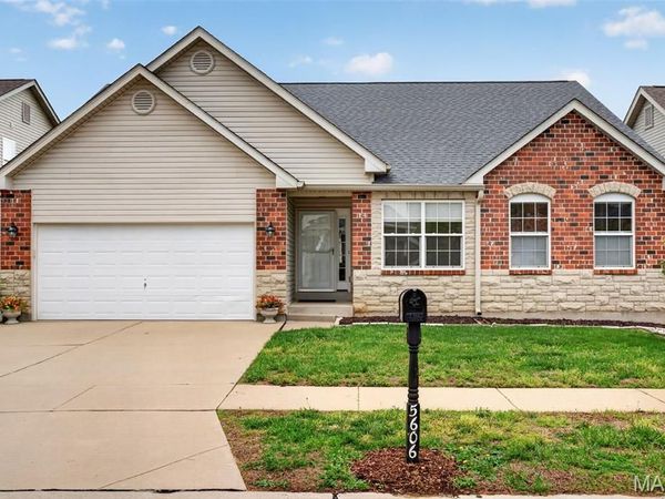 5606 Paris Court, St Louis, MO 63129