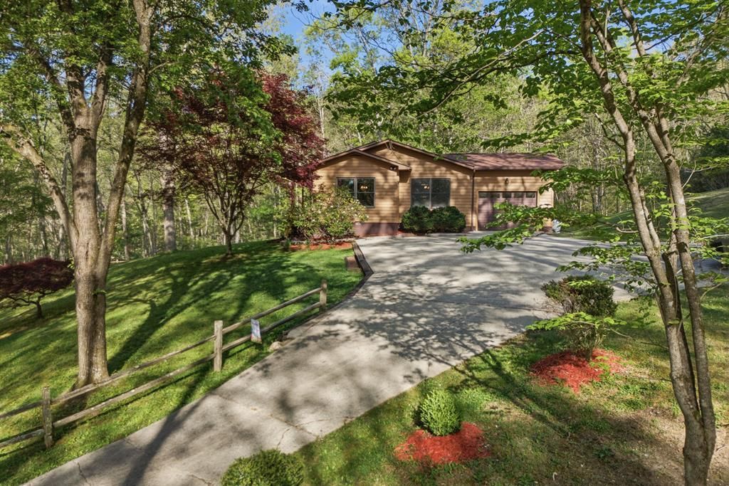 273 Cox Lane, Hayesville, NC 28904 Main Photo